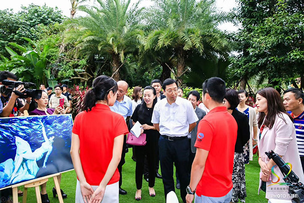 2017三亞婚博會(huì )“特締思海洋婚禮”閃亮登場(chǎng)